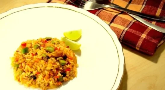 Aprenda a fazer um delicioso Arroz à Grega para esse natal veja como