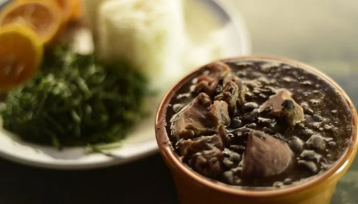 Deliciosa feijoada Tradicional Veja agora