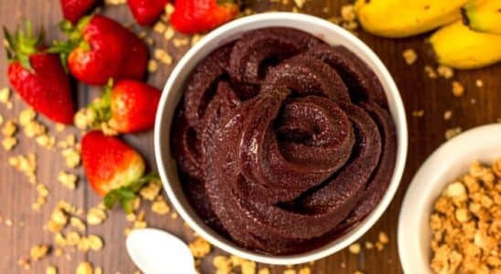 Aprenda a fazer um delicioso açaí caseiro