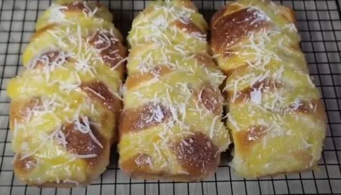 Pão doce de creme delicioso