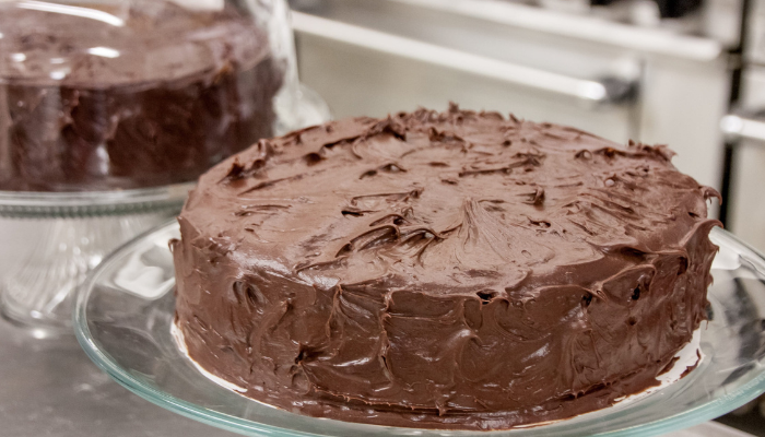 Bolo de chocolate de iogurte com nutella delicioso.