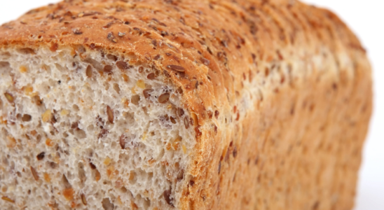 Receita de pão de grãos veja o passo a passo dessa delicia.