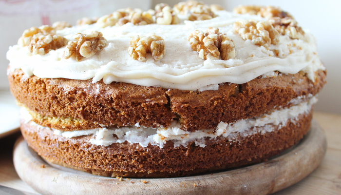 Bolo de nozes incrível e delicioso veja agora.