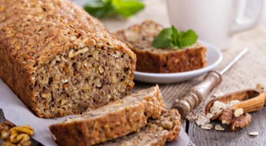 Pão de cenoura e banana vegano mega saborosa