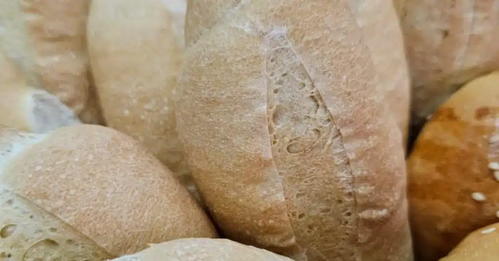 Receita de Pão branco básico ou pão Frances
